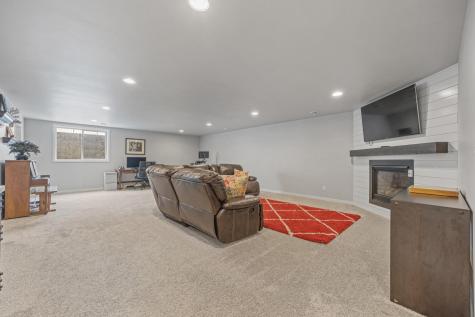 3037 Prairie Farms Circle S Fargo ND 58104