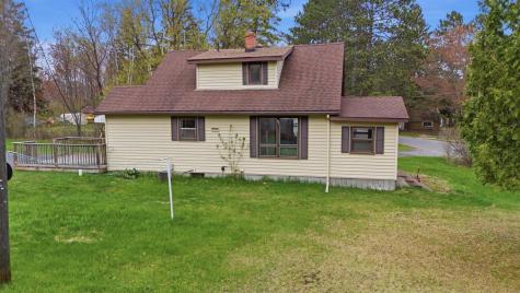 4781 Cedar Island Drive Eveleth MN 55734