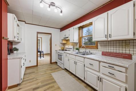 4781 Cedar Island Drive Eveleth MN 55734