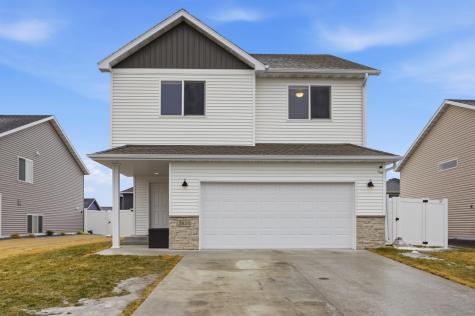 3851 19th Street S Moorhead MN 56560