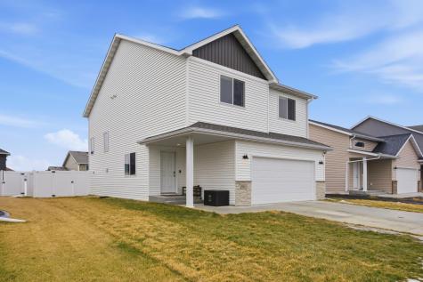 3851 19th Street S Moorhead MN 56560