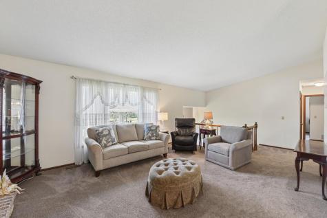 4341 Medary Avenue Eagan MN 55122