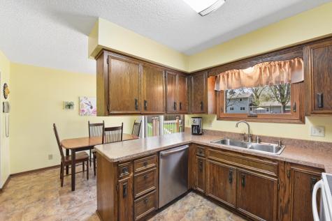 4341 Medary Avenue Eagan MN 55122