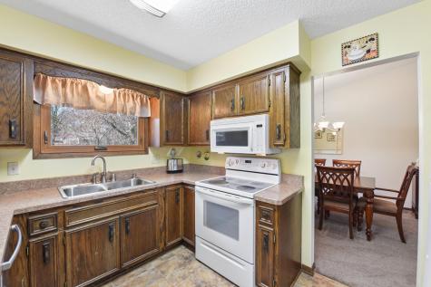 4341 Medary Avenue Eagan MN 55122