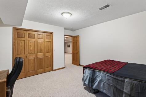 15062 Crane Street NW Andover MN 55304