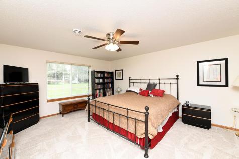 426 30th Street N Moorhead MN 56560