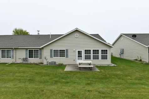 426 30TH Street N Moorhead MN 56560