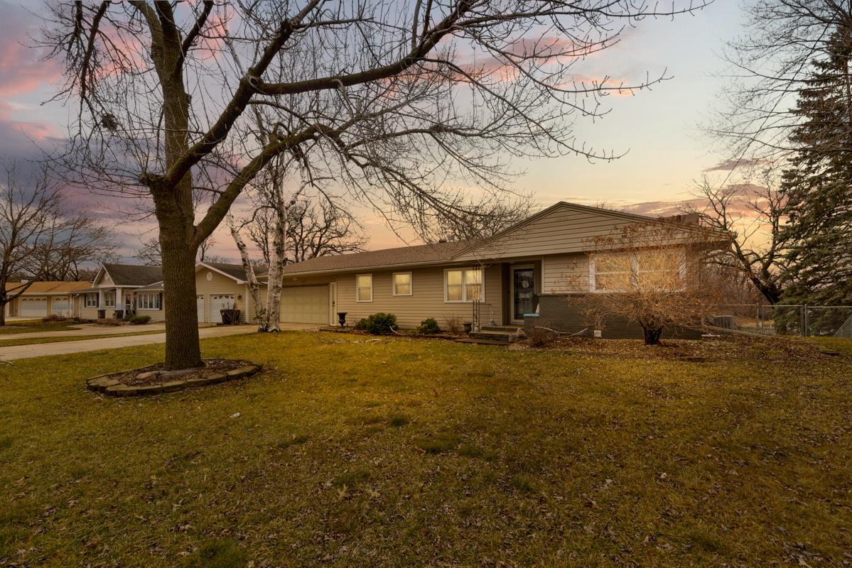 1817 Brookside Circle Albert Lea MN 56007