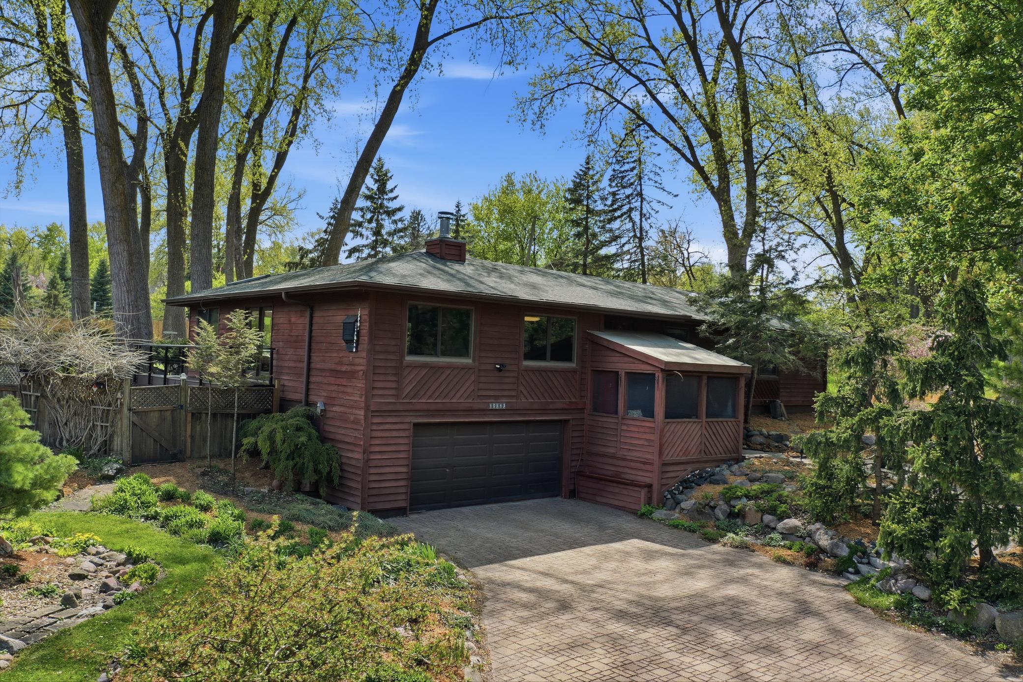 15213 Boulder Creek Drive Minnetonka MN 55345