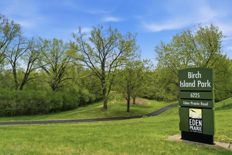 15213 Boulder Creek Drive Minnetonka MN 55345