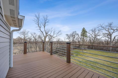 827 160th Avenue SE Hillsboro ND 58045