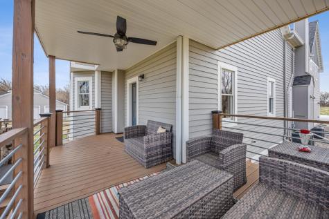 827 160th Avenue SE Hillsboro ND 58045