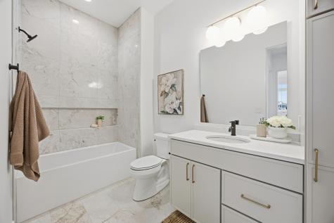 1089 Hickory Lane West Fargo ND 58078