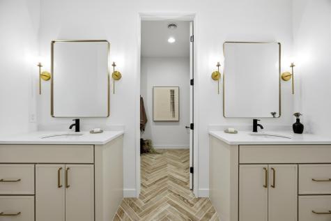 1089 Hickory Lane West Fargo ND 58078