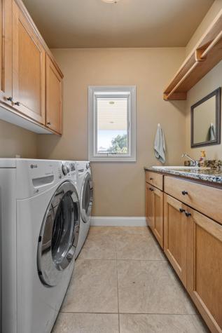 4165 Furnberg Place S Fargo ND 58104