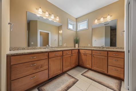 4165 Furnberg Place S Fargo ND 58104