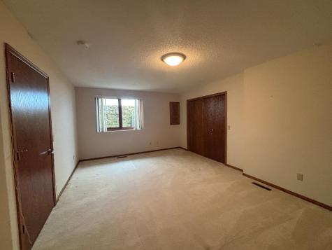 17703 Landmark Court Lakeville MN 55044