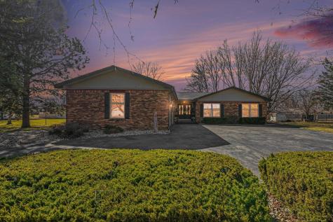 902 6th Avenue SE Pipestone MN 56164