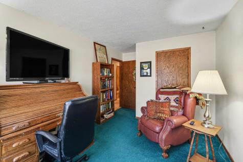 902 6th Avenue SE Pipestone MN 56164