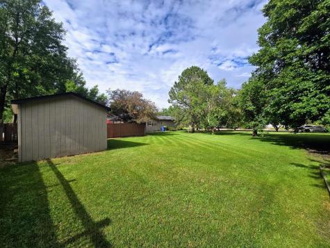 902 6th Avenue SE Pipestone MN 56164