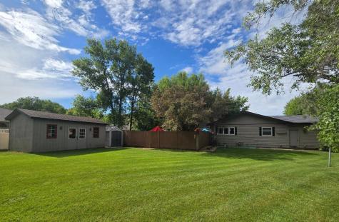 902 6th Avenue SE Pipestone MN 56164