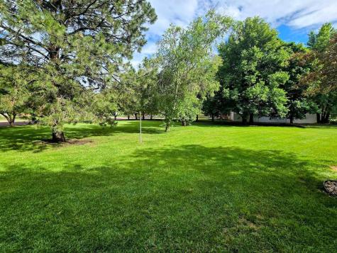 902 6th Avenue SE Pipestone MN 56164