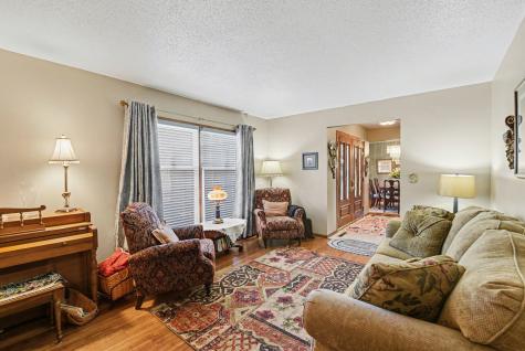 902 6th Avenue SE Pipestone MN 56164