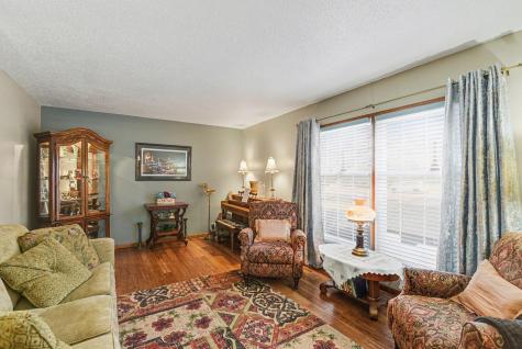 902 6th Avenue SE Pipestone MN 56164