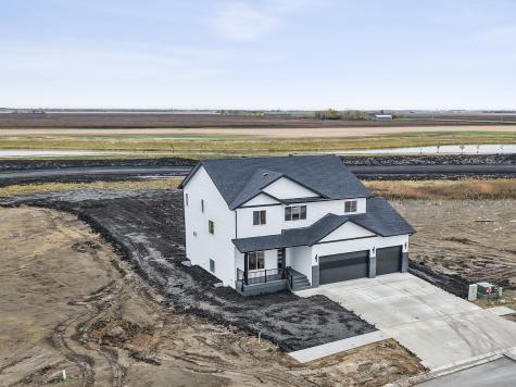 8414 61st Street S Horace ND 58047