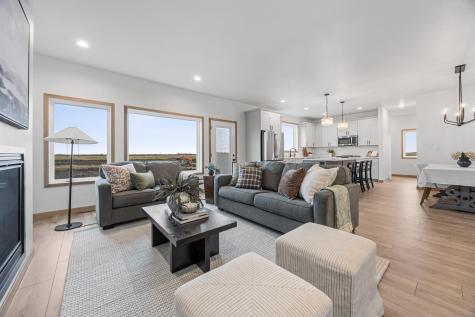 8414 61st Street S Horace ND 58047