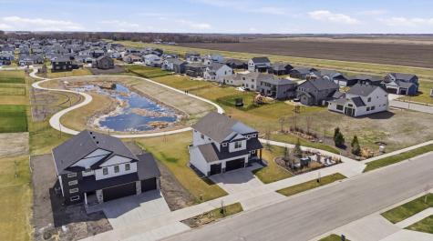 7898 Northern Lights Avenue Horace ND 58047