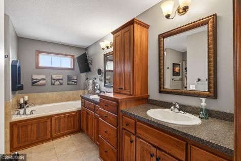 10406 Florida Avenue N Brooklyn Park MN 55445
