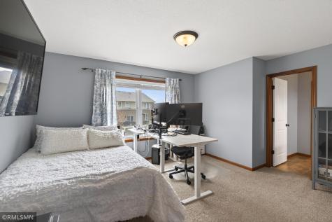 10406 Florida Avenue N Brooklyn Park MN 55445