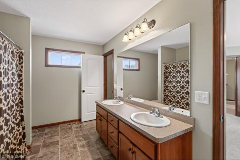 10406 Florida Avenue N Brooklyn Park MN 55445