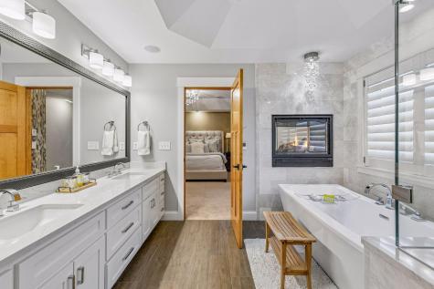 1010 Drake Court Independence MN 55359