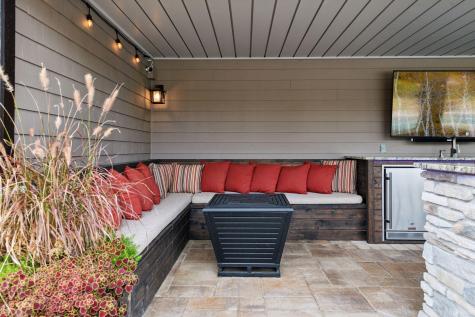 1010 Drake Court Independence MN 55359