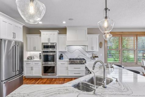 1010 Drake Court Independence MN 55359