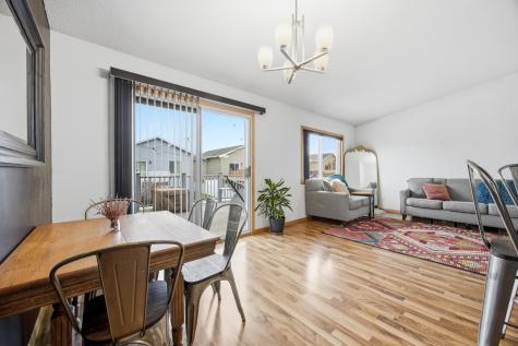 4807 51st Avenue S Fargo ND 58104