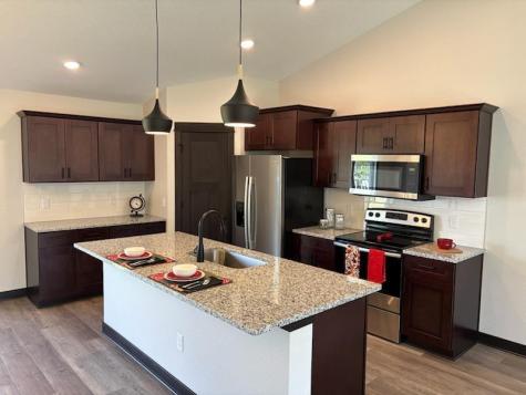 305 N Lane Green Isle MN 55338