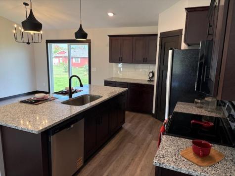 305 N Lane Green Isle MN 55338