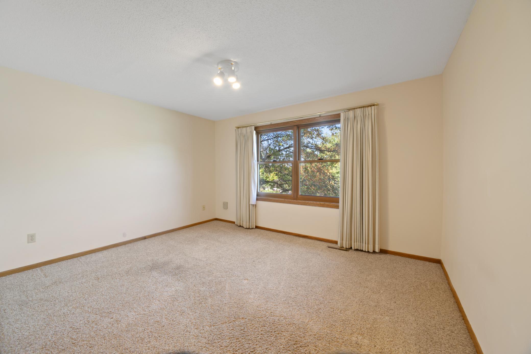 12044 Gantry Lane Apple Valley MN 55124