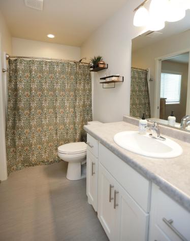 1719 67th Avenue S Fargo ND 58104