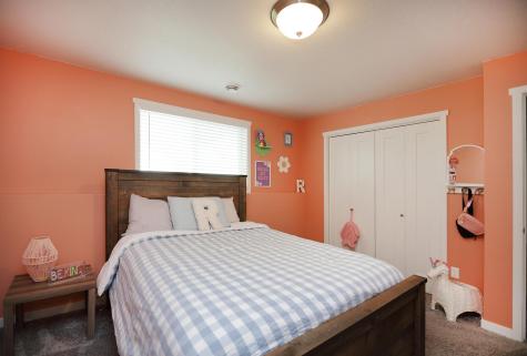 1719 67th Avenue S Fargo ND 58104