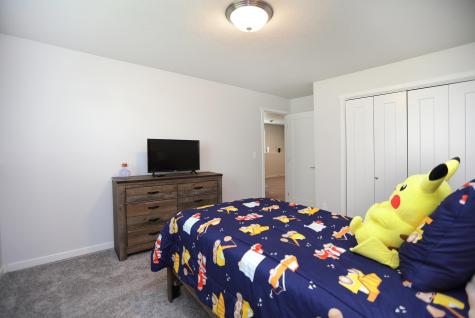1719 67th Avenue S Fargo ND 58104