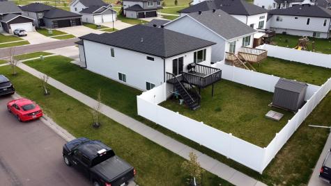 1719 67th Avenue S Fargo ND 58104