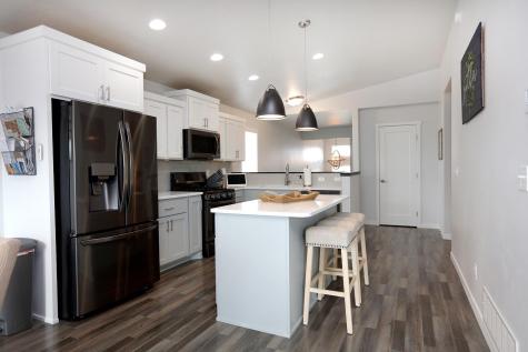 1719 67th Avenue S Fargo ND 58104