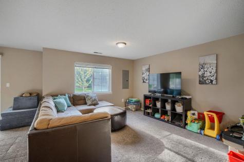 1878 Christensen Avenue West Saint Paul MN 55118