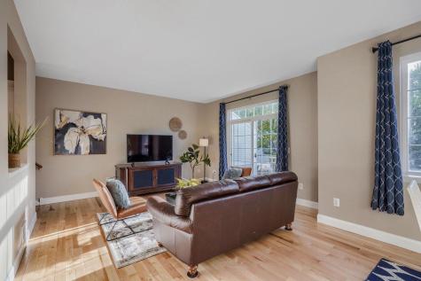 1878 Christensen Avenue West Saint Paul MN 55118