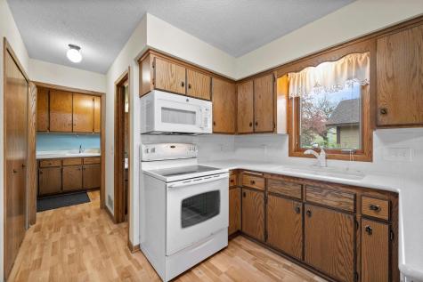 1494 Creek Park Lane Fridley MN 55432