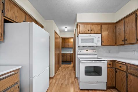 1494 Creek Park Lane Fridley MN 55432